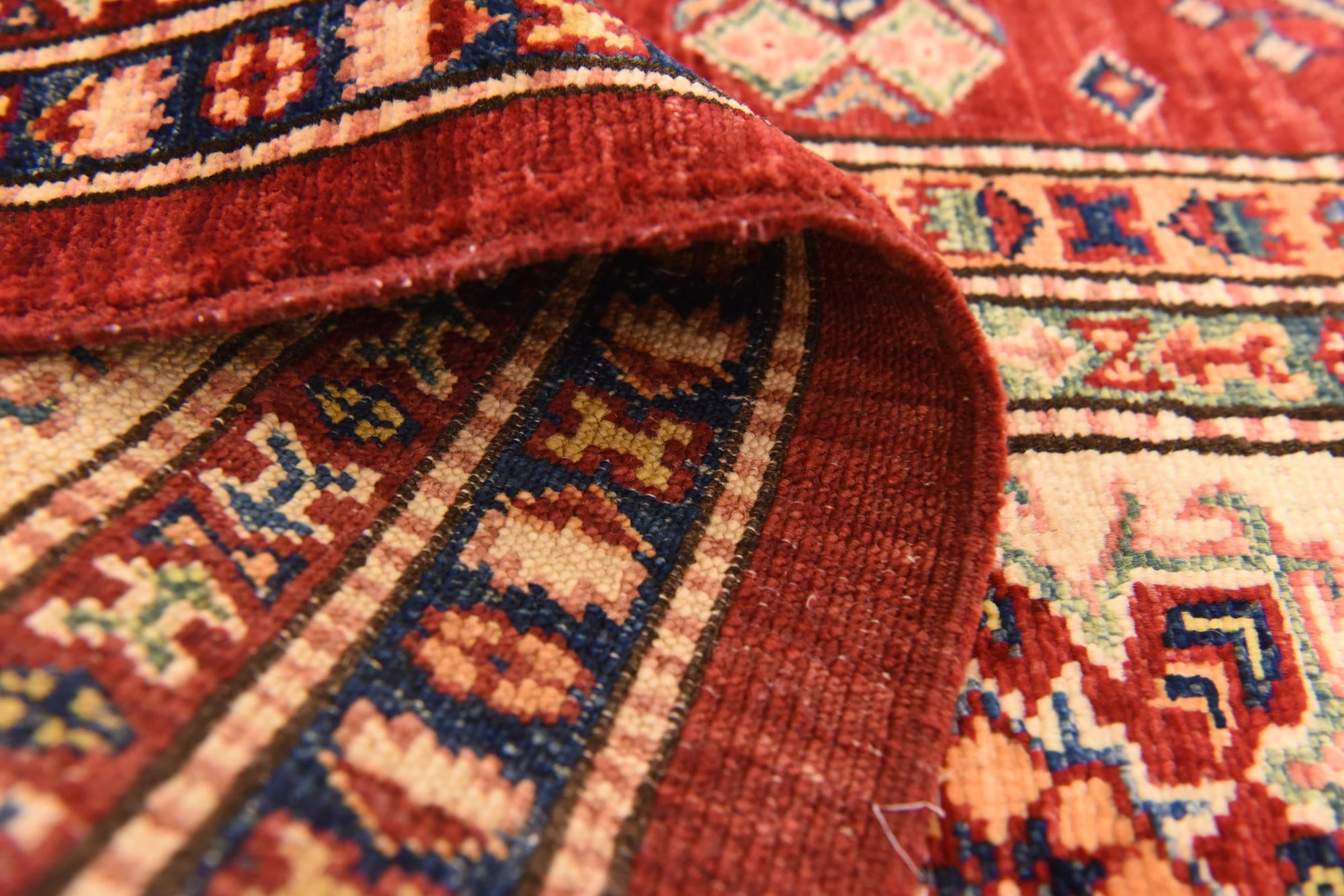 5' 9 x 8' 2 Hand Knotted Kazak Oriental Rug