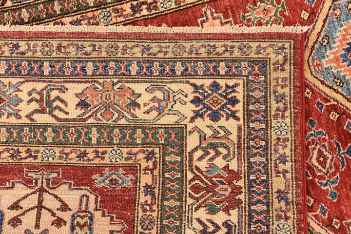 5' 9 x 8' 2 Hand Knotted Kazak Oriental Rug