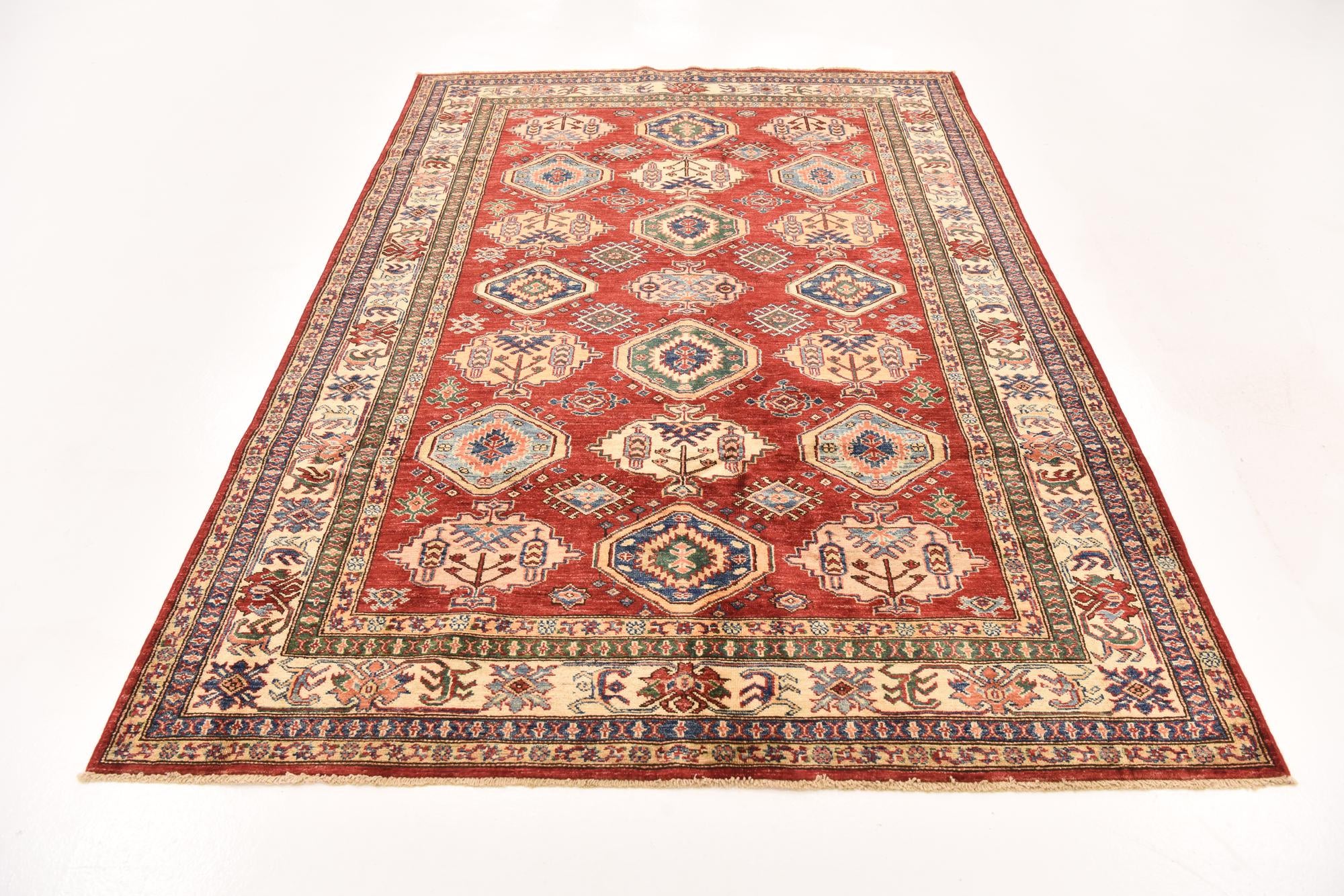 5' 9 x 8' 2 Hand Knotted Kazak Oriental Rug