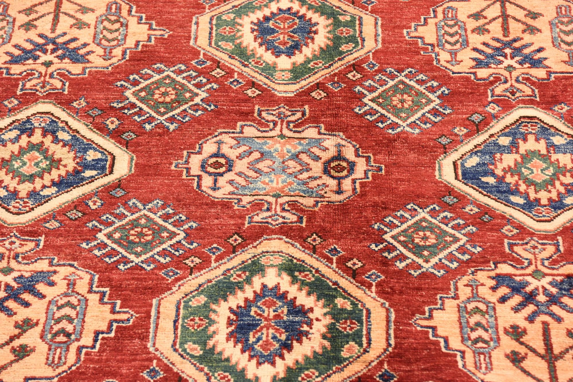 5' 9 x 8' 2 Hand Knotted Kazak Oriental Rug