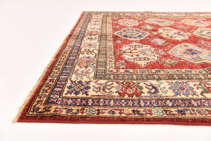 5' 9 x 8' 2 Hand Knotted Kazak Oriental Rug