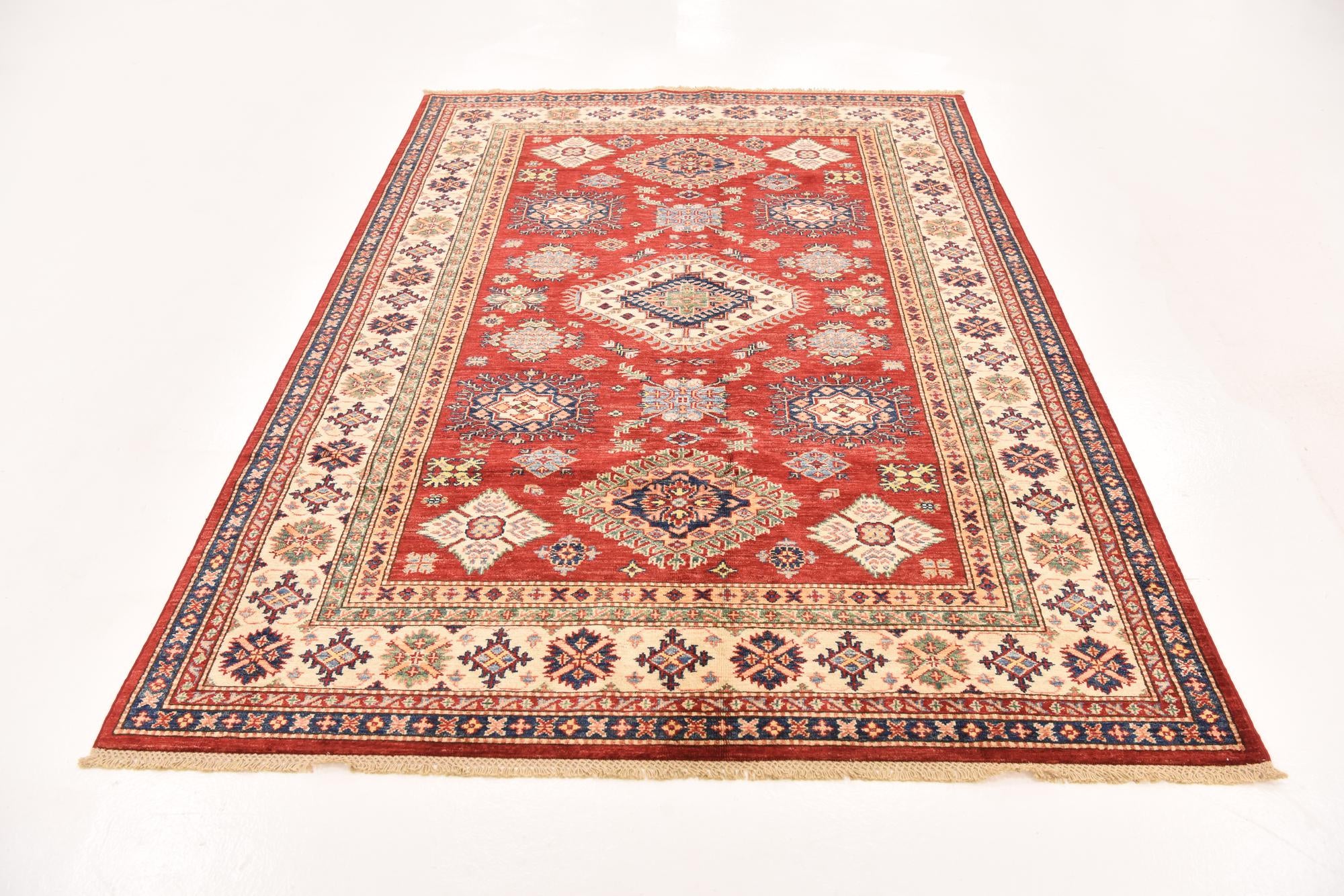 5' 7 x 8' Hand Knotted Kazak Oriental Rug