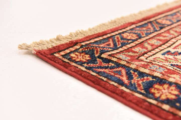 5' 7 x 8' Hand Knotted Kazak Oriental Rug