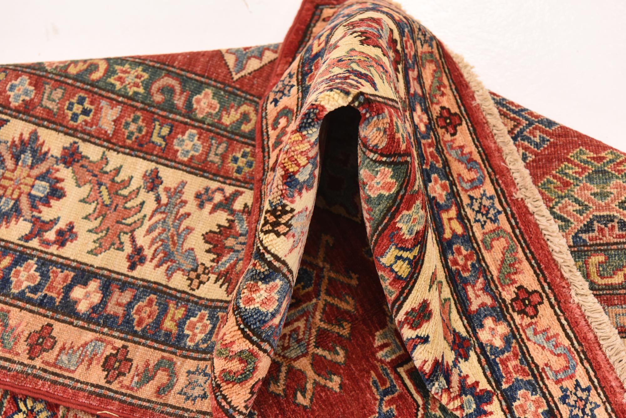 5' 11 x 7' 10 Hand Knotted Kazak Oriental Rug