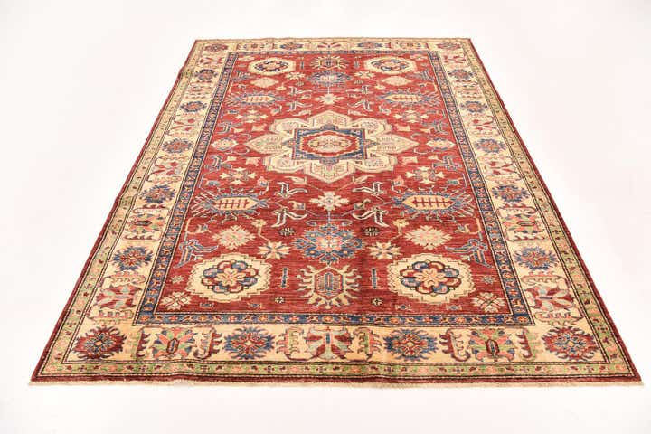 5' 10 x 7' 10 Hand Knotted Kazak Oriental Rug