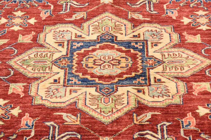 5' 10 x 7' 10 Hand Knotted Kazak Oriental Rug