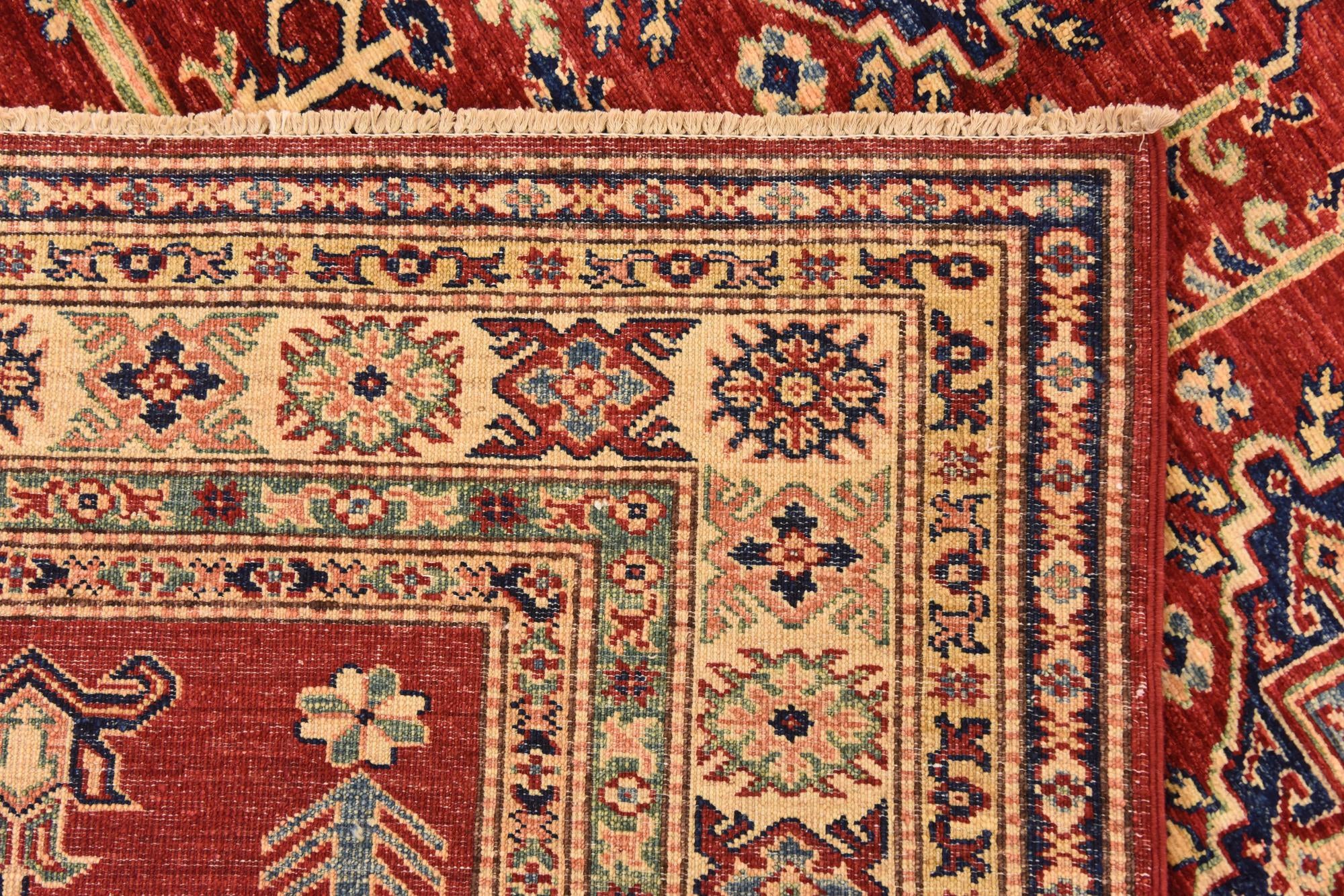 5' 6 x 7' 7 Hand Knotted Kazak Oriental Rug
