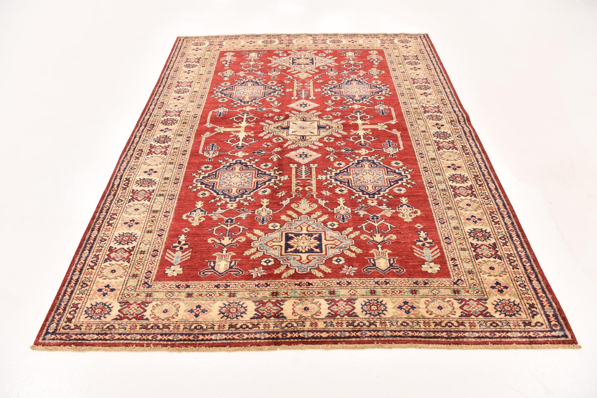 5' 6 x 7' 7 Hand Knotted Kazak Oriental Rug