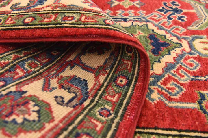 5' x 6' 10 Hand Knotted Kazak Rug