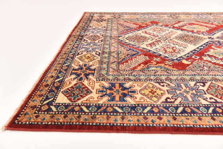 5' 8 x 8' 2 Hand Knotted Kazak Oriental Rug