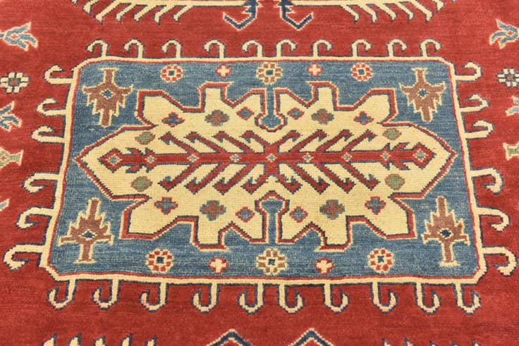 Detailansicht von 180cm x 270cm Handgeknüpft Kazak Teppich