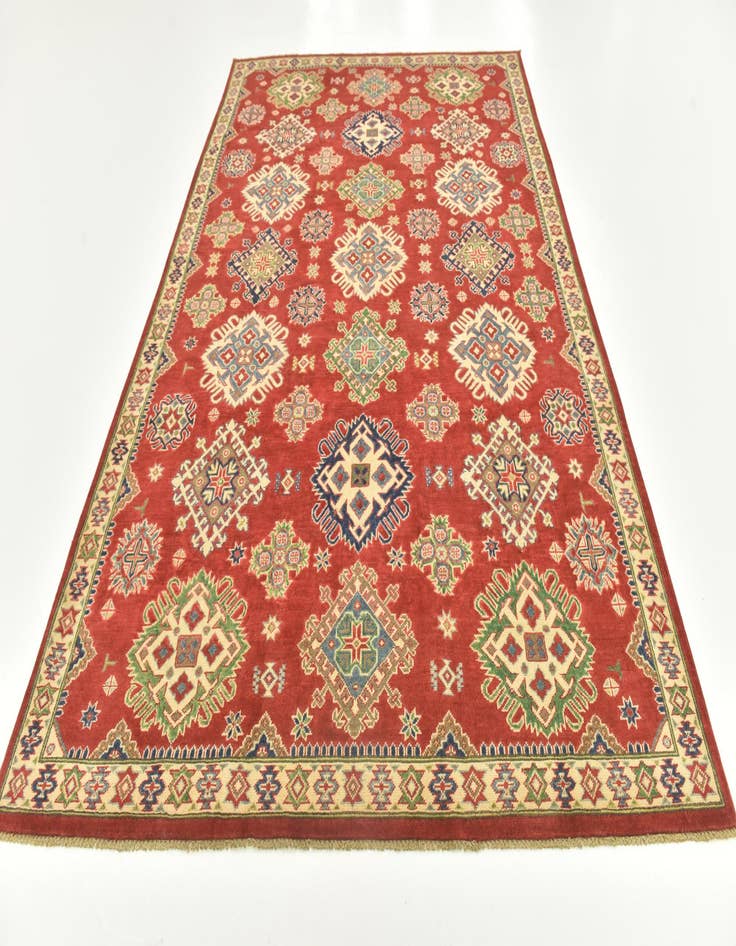 Detail image of 6' 6 x 9' 10  Hand Knotted Kazak Rug