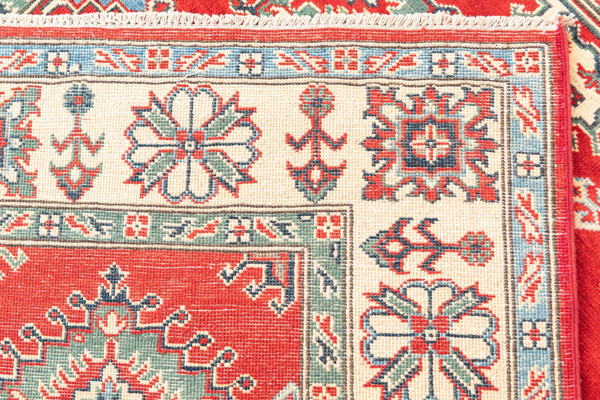 5' x 7' 1 Hand Knotted Kazak Rug