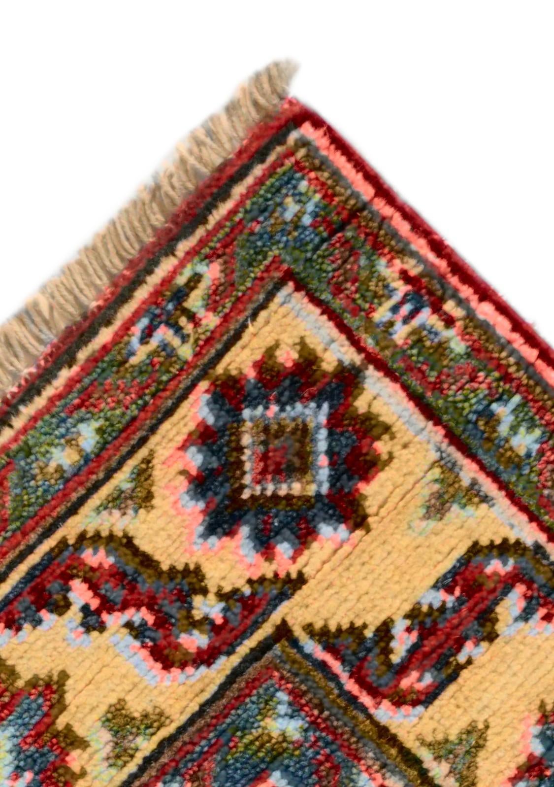 2' 8 x 4' 2 Hand Knotted Kazak Rug