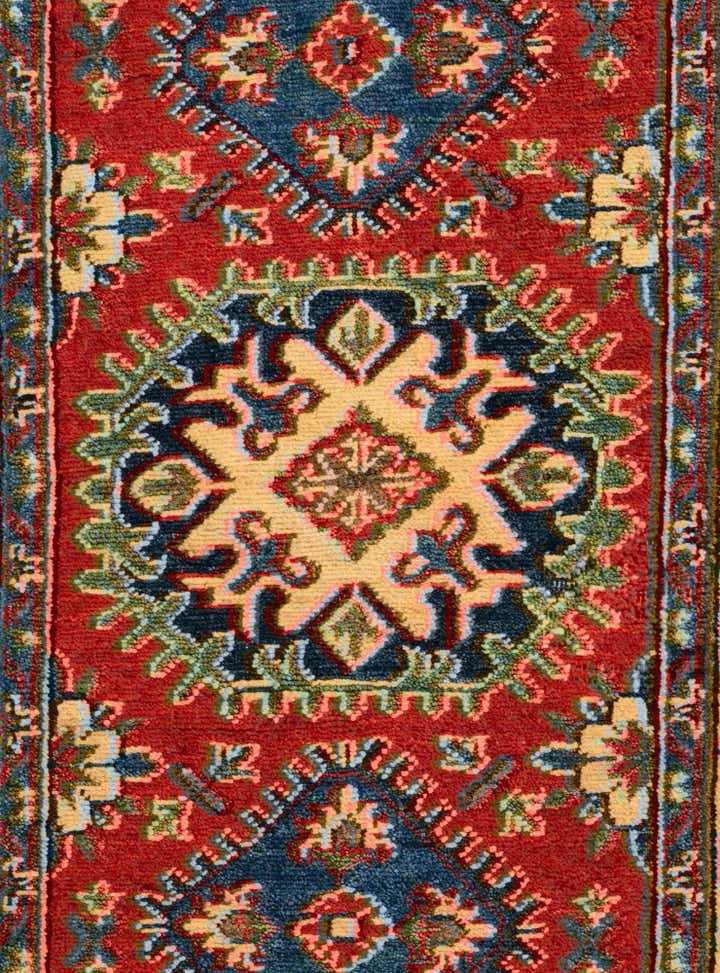 2' 8 x 4' 2 Hand Knotted Kazak Rug