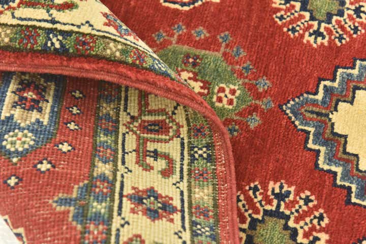 2' 9 x 4' Hand Knotted Kazak Rug