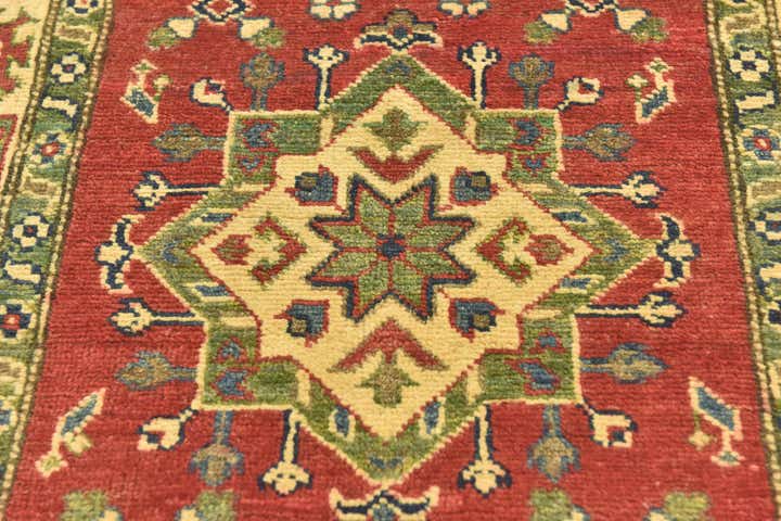 2' 8 x 4' Hand Knotted Kazak Rug