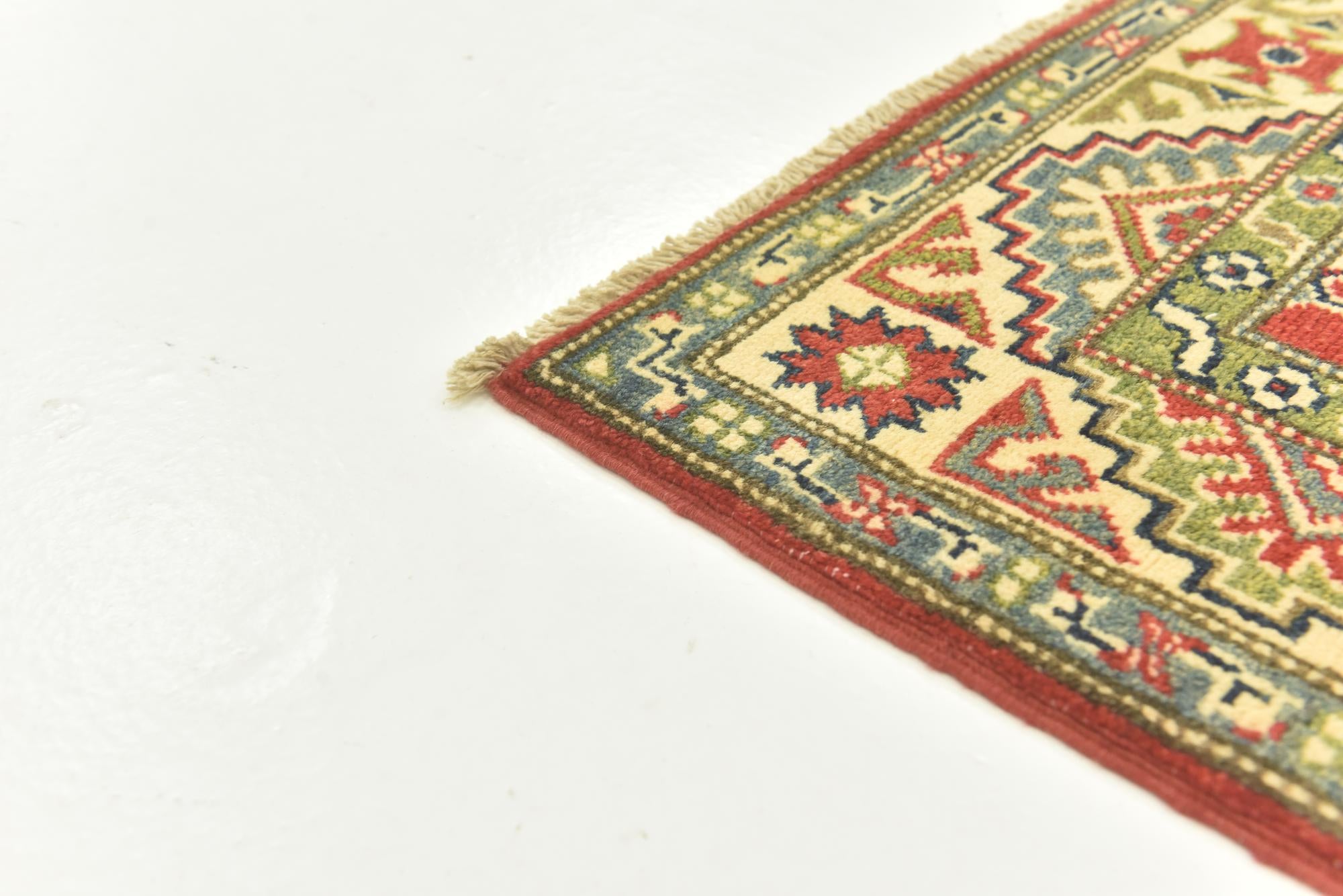 2' 8 x 4' 2 Hand Knotted Kazak Rug