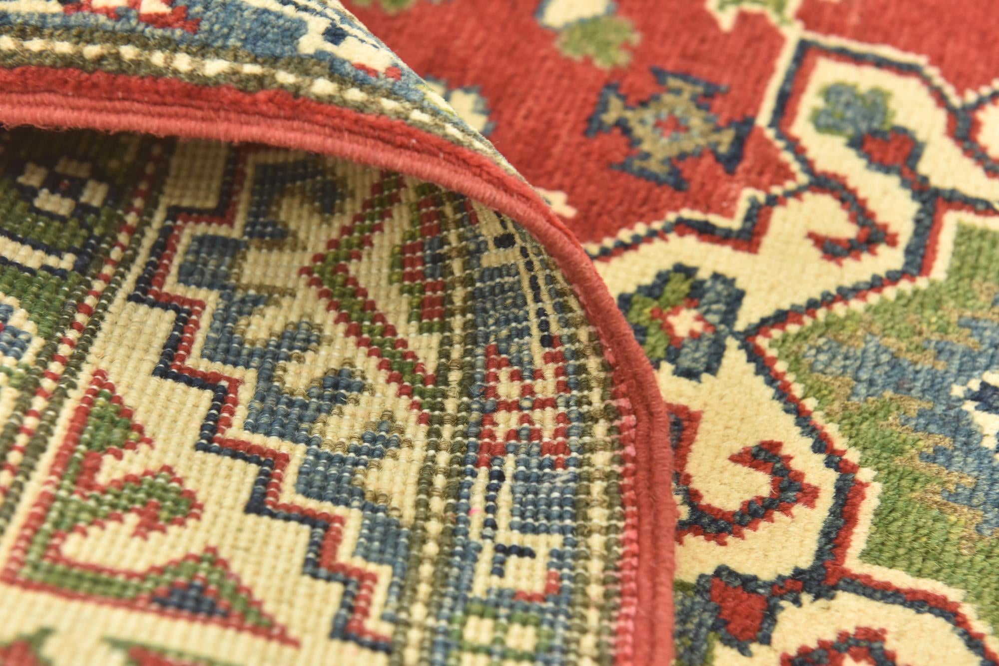 2' 8 x 4' 2 Hand Knotted Kazak Rug
