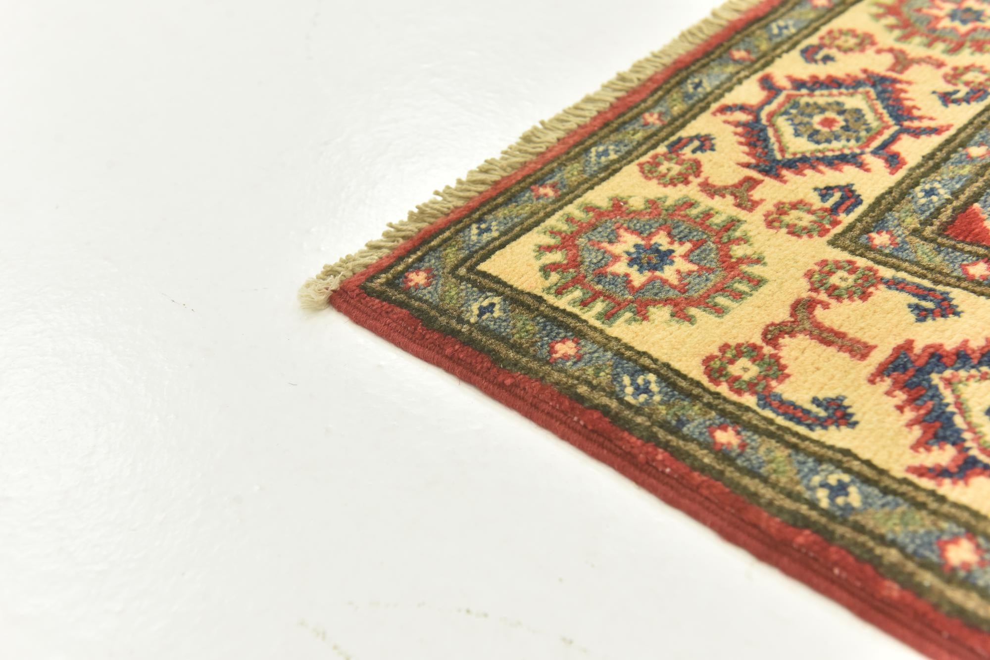 2' 8 x 4' 2 Hand Knotted Kazak Rug