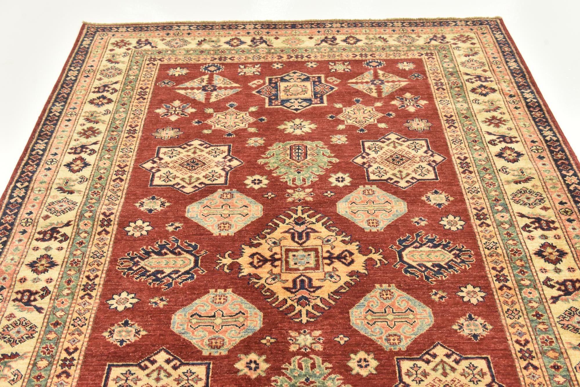 5' 6 x 7' 7 Hand Knotted Kazak Oriental Rug