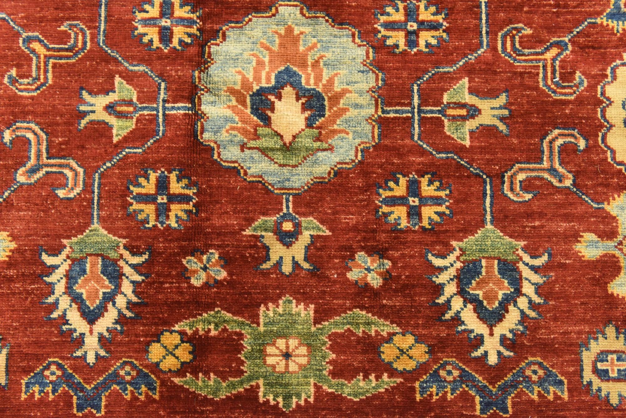 5' 9 x 8' Hand Knotted Kazak Oriental Rug