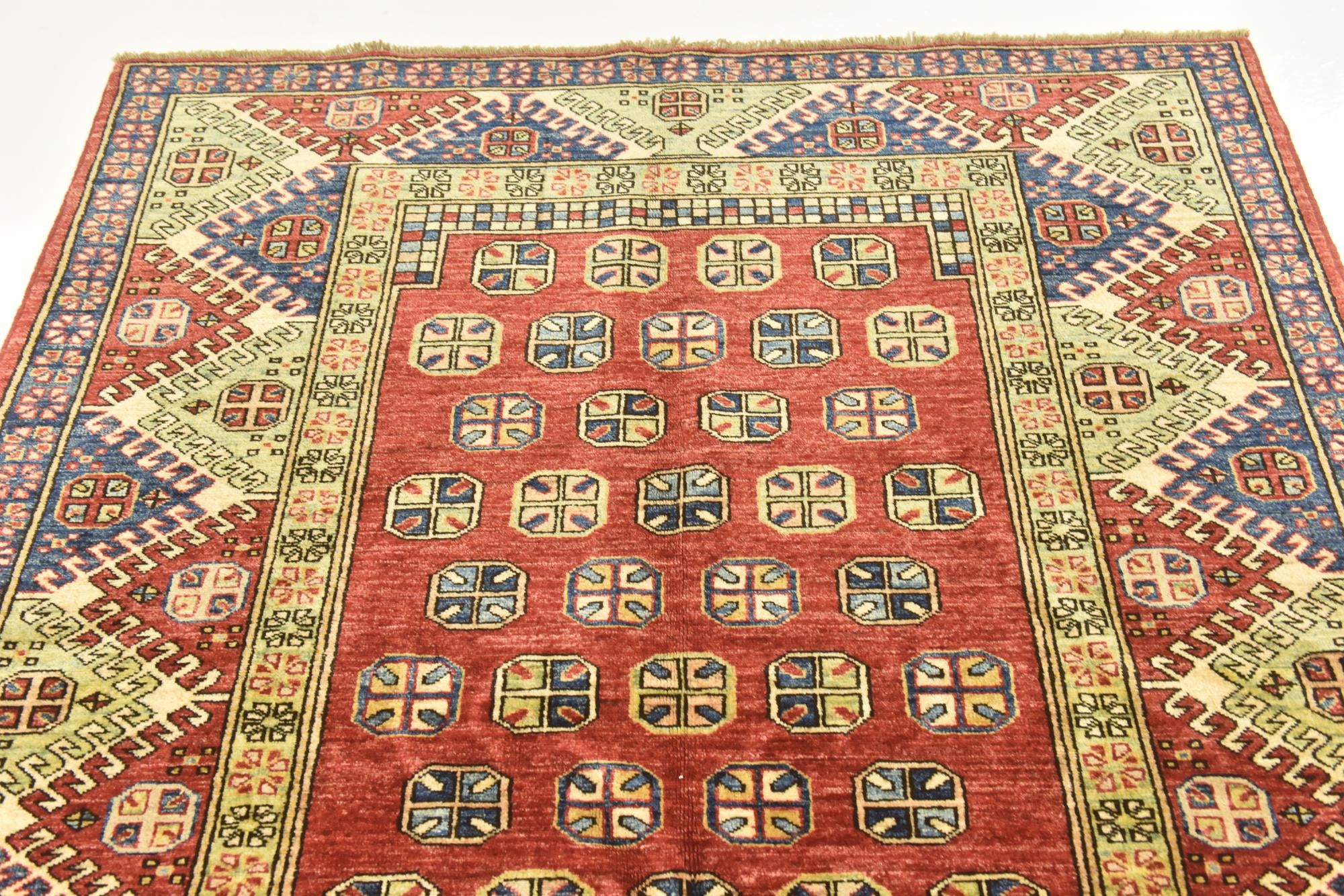 5' x 5' 10 Hand Knotted Kazak Oriental Rug