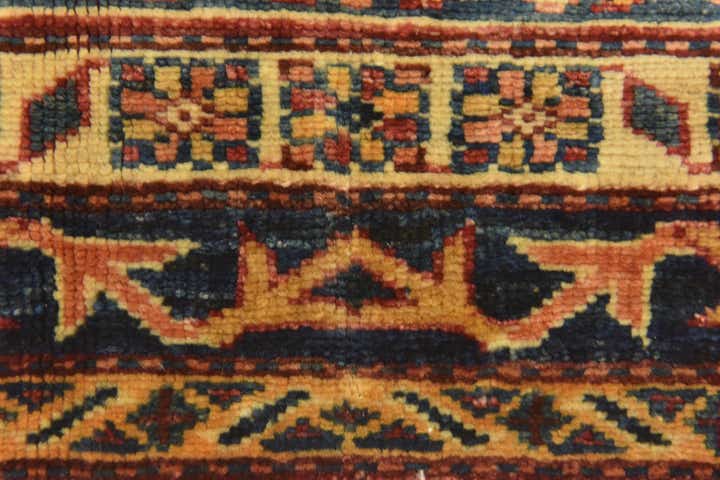 5' 7 x 8' Hand Knotted Kazak Oriental Rug