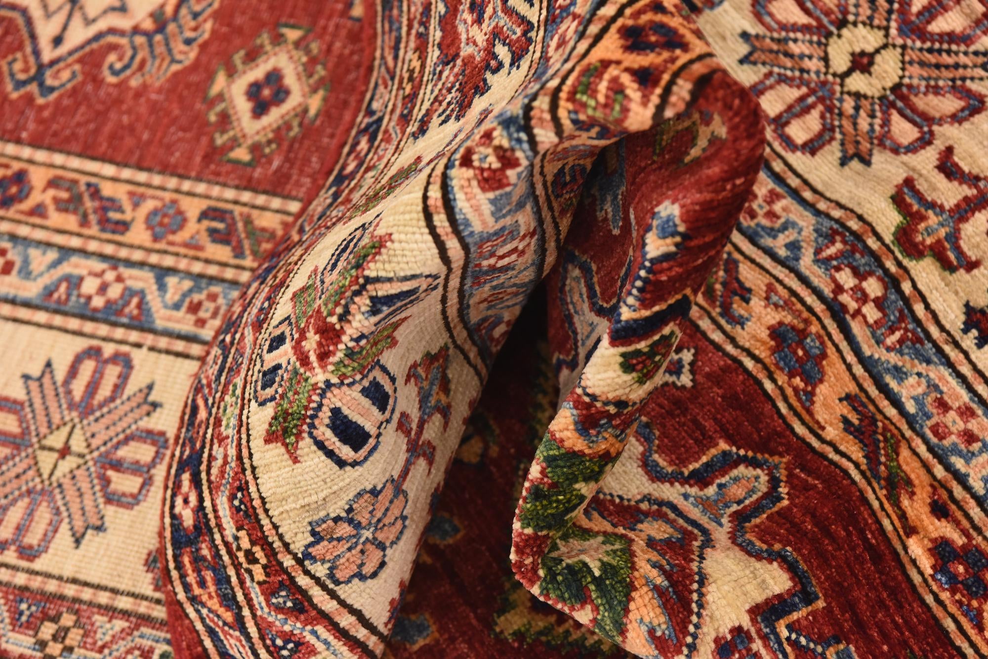 6' 9 x 9' 9 Hand Knotted Kazak Oriental Rug