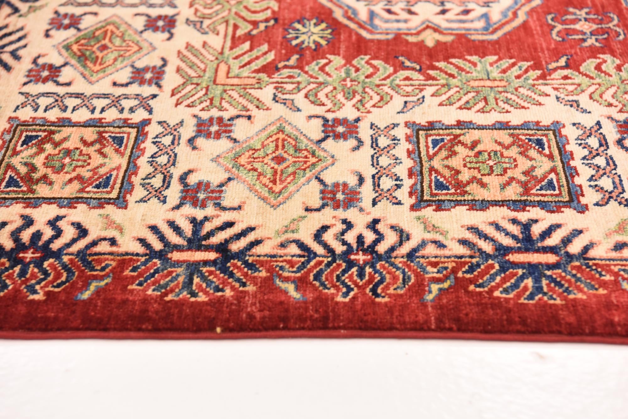 6' 8 x 9' 6 Hand Knotted Kazak Oriental Rug