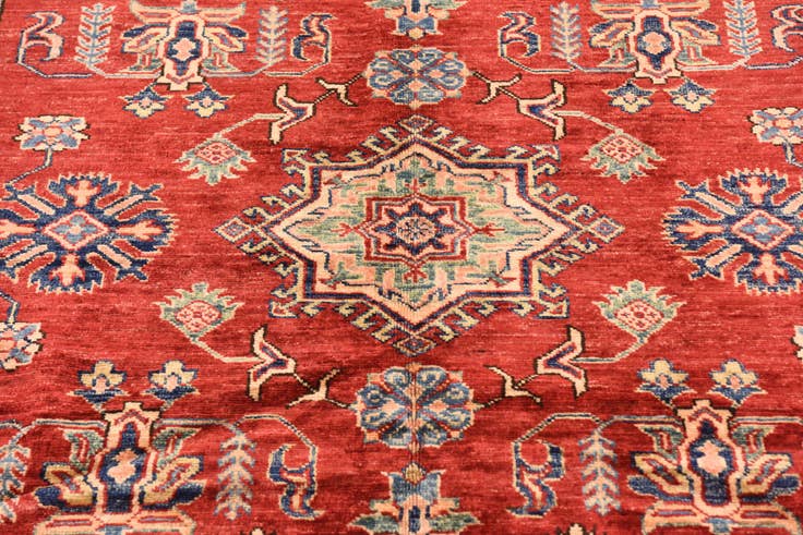 Detail image of 155cm x 205cm Hand Knotted Kazak Oriental Rug