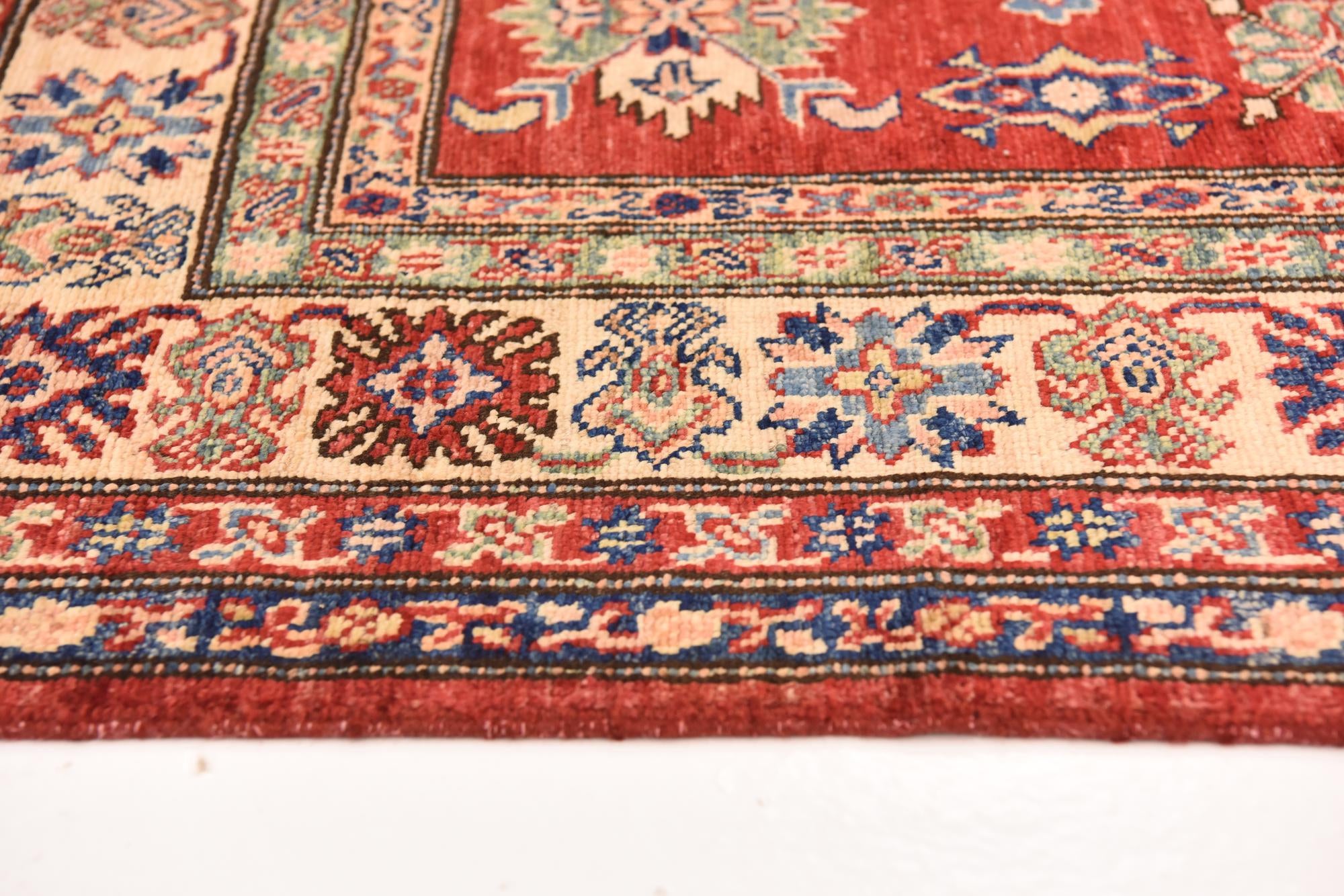 155cm x 205cm anudado a mano Kazak Alfombra Oriental
