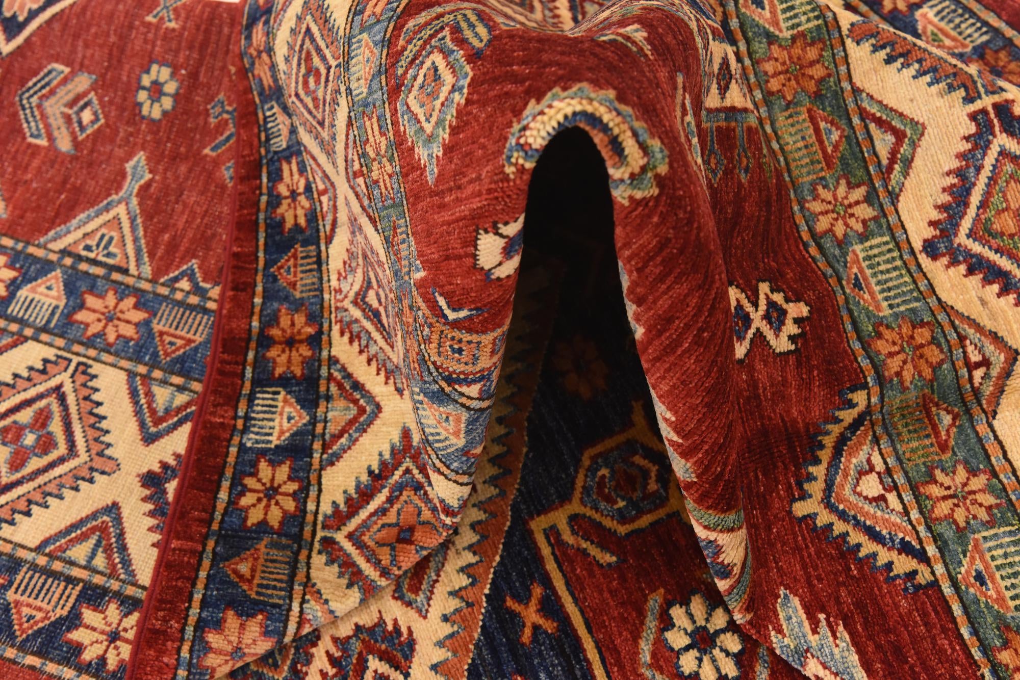 6' 8 x 9' 10 Hand Knotted Kazak Oriental Rug