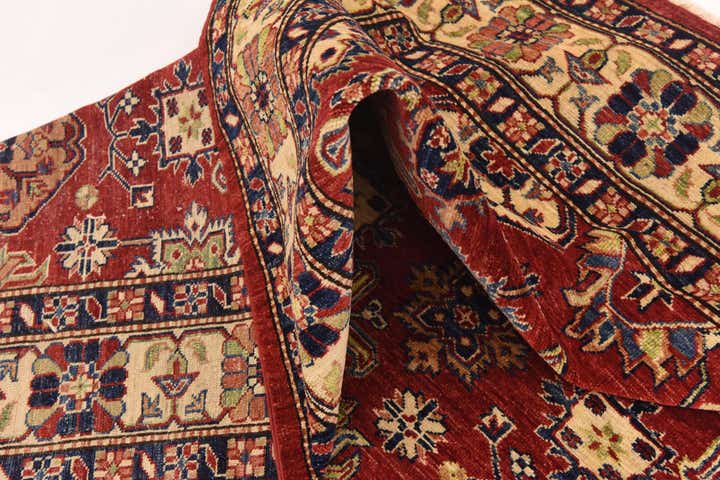 5' 10 x 9' 3 Hand Knotted Kazak Oriental Rug