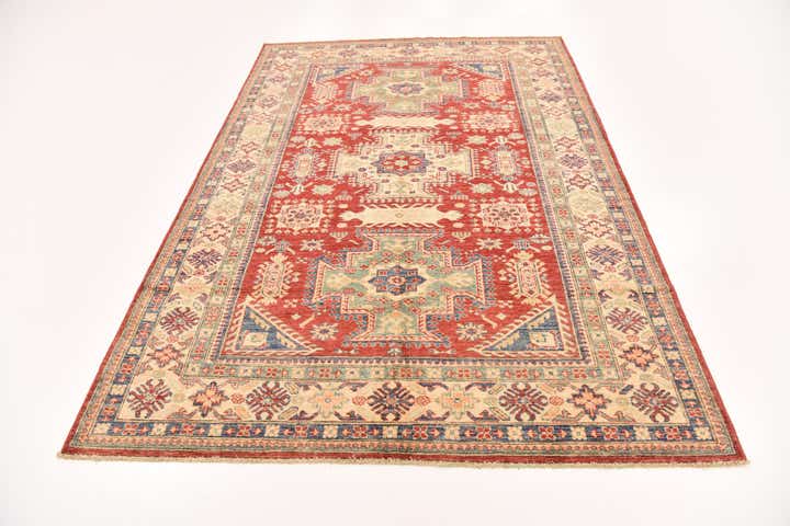 5' 7 x 8' Hand Knotted Kazak Oriental Rug
