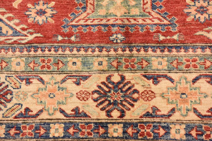 Detail image of 5' 7 x 8' Hand Knotted Kazak Oriental Rug