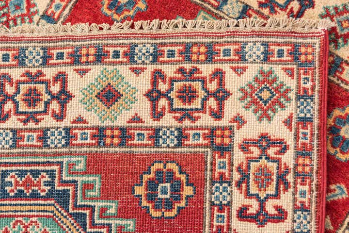 2' 8 x 4' 3 Hand Knotted Kazak Rug
