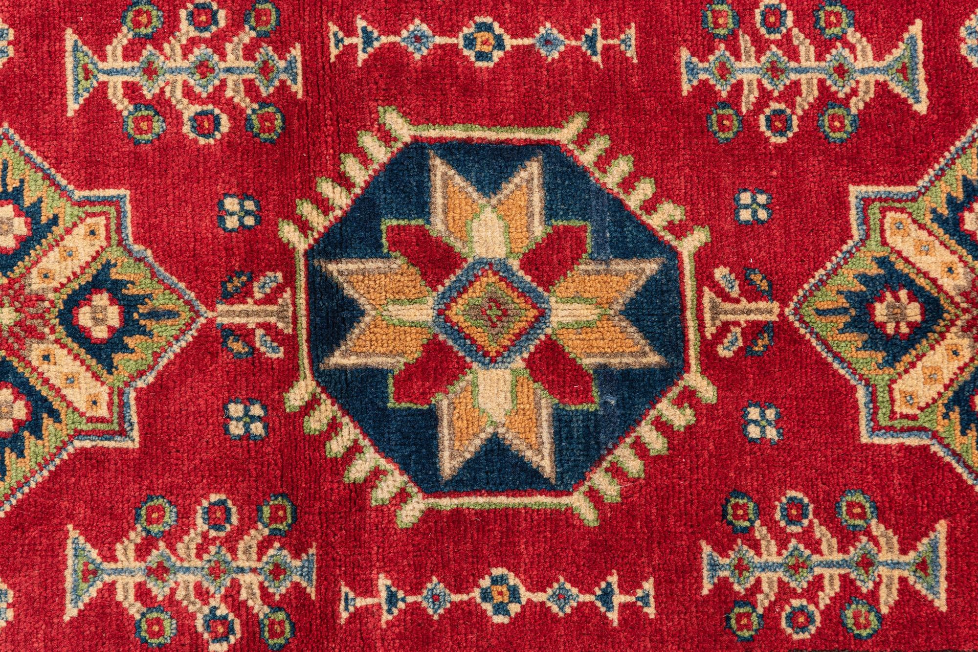 2' 8 x 4' 2 Hand Knotted Kazak Rug