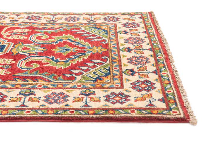 2' 7 x 4' 4 Hand Knotted Kazak Rug