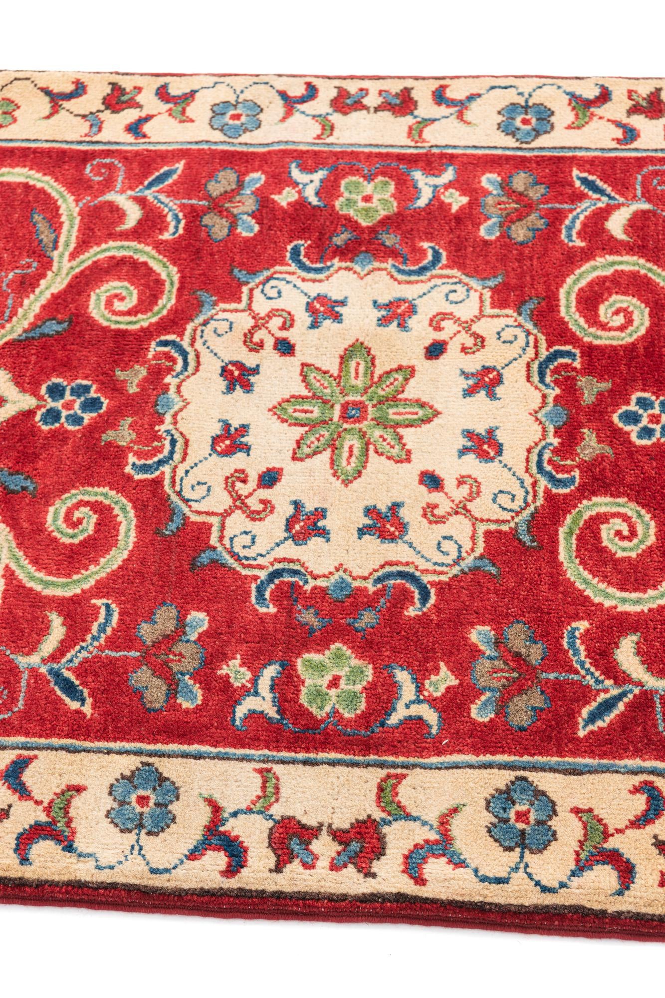 2' 10 x 4' 2 Hand Knotted Kazak Rug