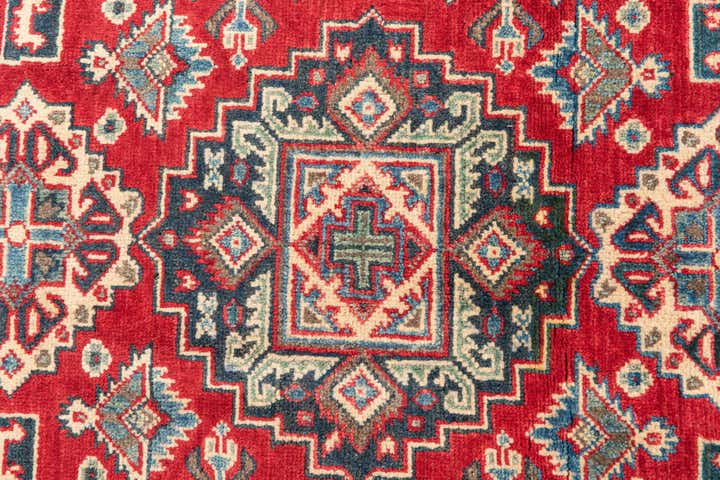 2' 8 x 4' 2 Hand Knotted Kazak Rug