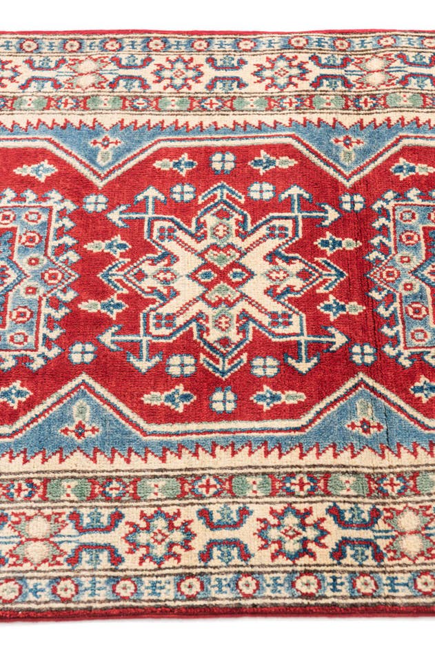 Detailansicht von 85cm x 125cm Handgeknüpft Kazak Teppich