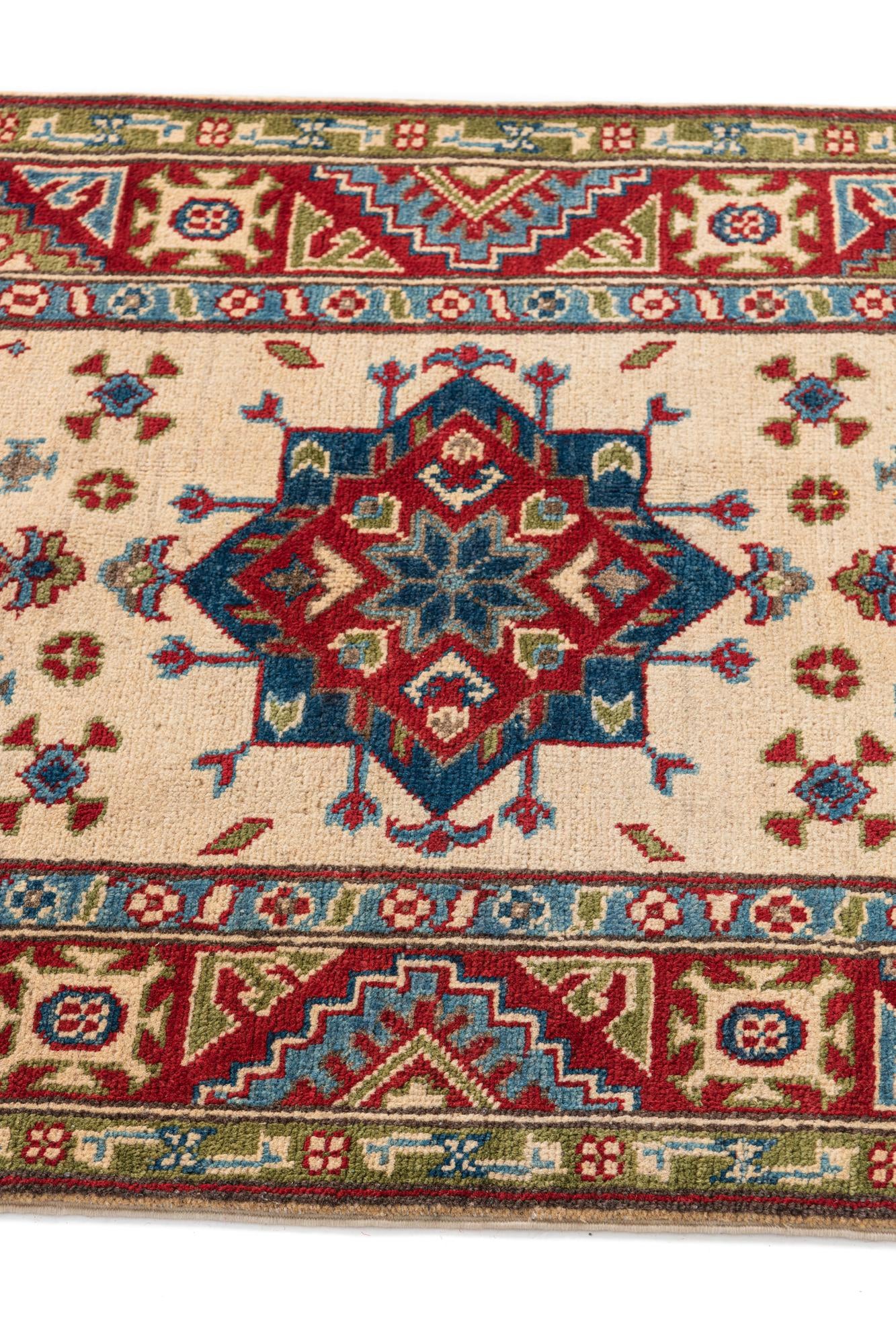 2' 8 x 4' 1 Hand Knotted Kazak Rug