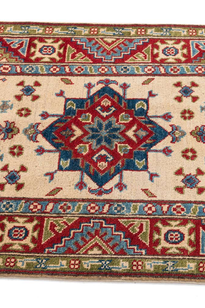 2' 8 x 4' 1 Hand Knotted Kazak Rug
