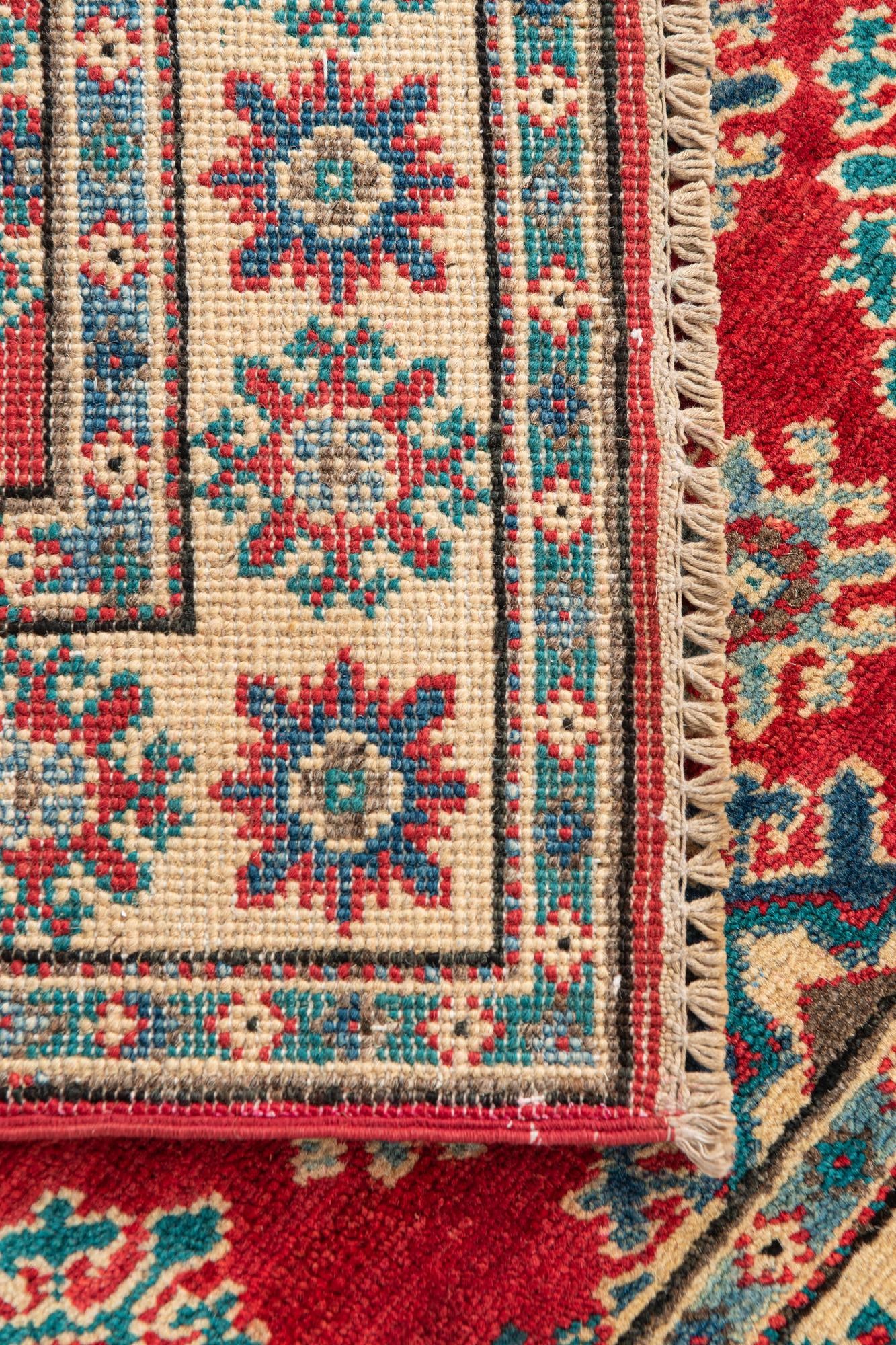 2' 8 x 4' Hand Knotted Kazak Rug