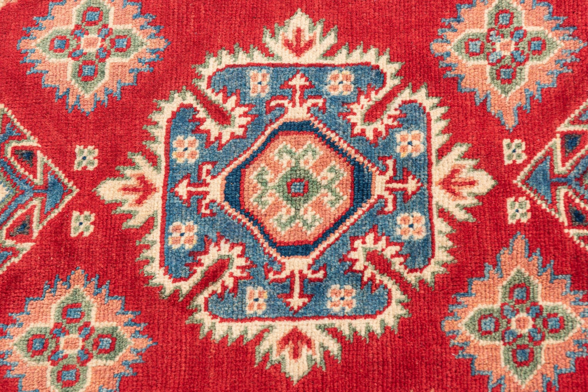 2' 7 x 4' Hand Knotted Kazak Rug