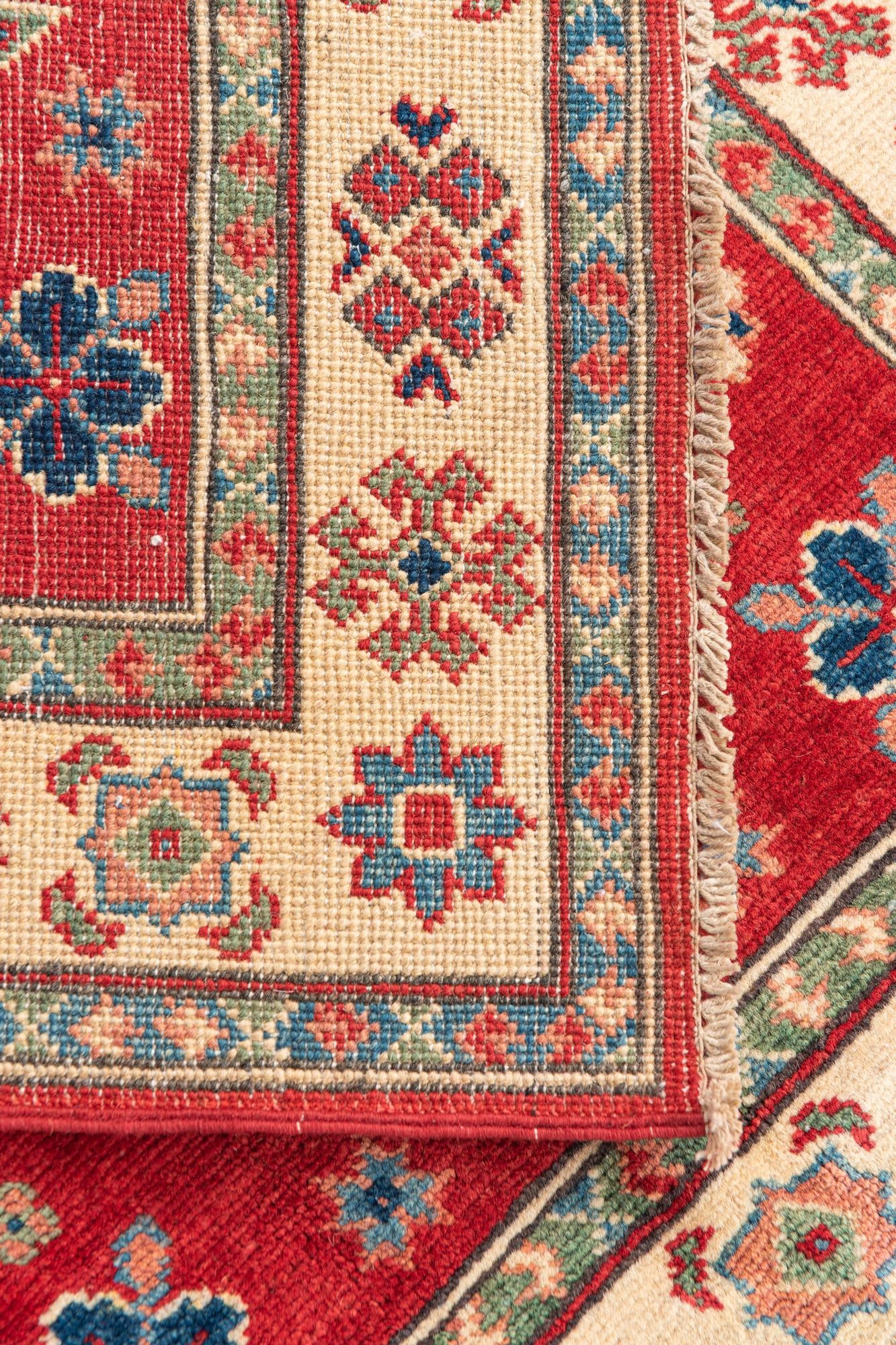 2' 7 x 4' Hand Knotted Kazak Rug