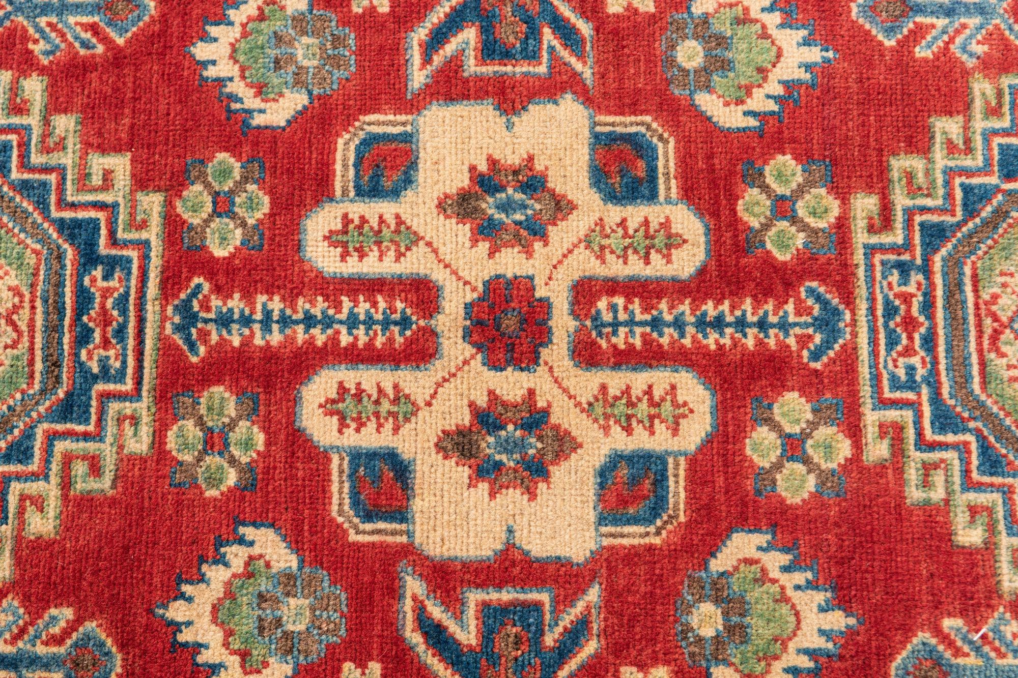 2' 8 x 4' 2 Hand Knotted Kazak Rug