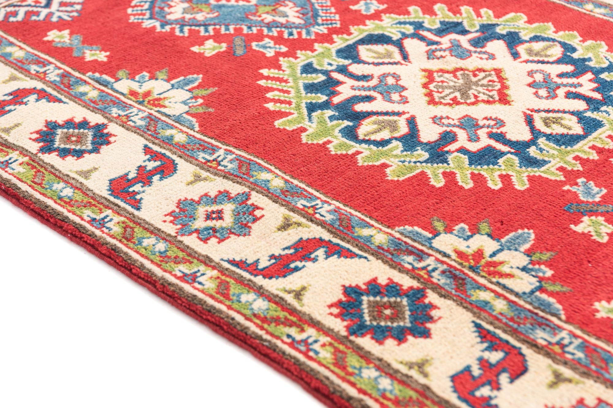 2' 8 x 4' 4 Hand Knotted Kazak Rug