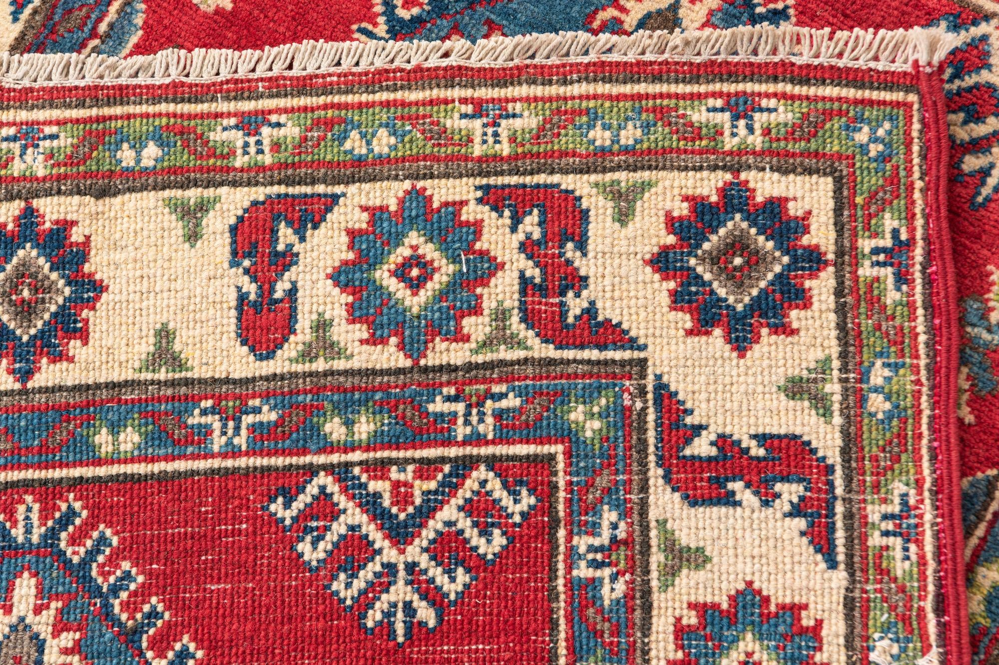 2' 8 x 4' 4 Hand Knotted Kazak Rug